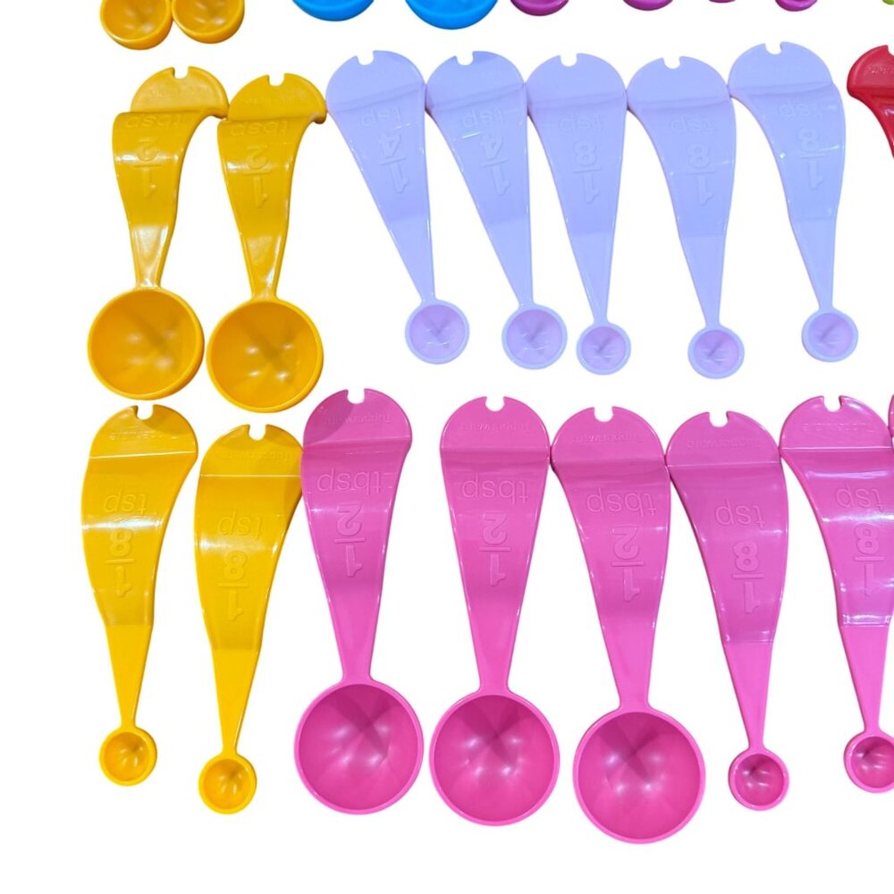 Tupperware Measuring Spoon Lot 41 Various Colors Curved Raindrop 6142 6144 6145 - Picture 6 of 7